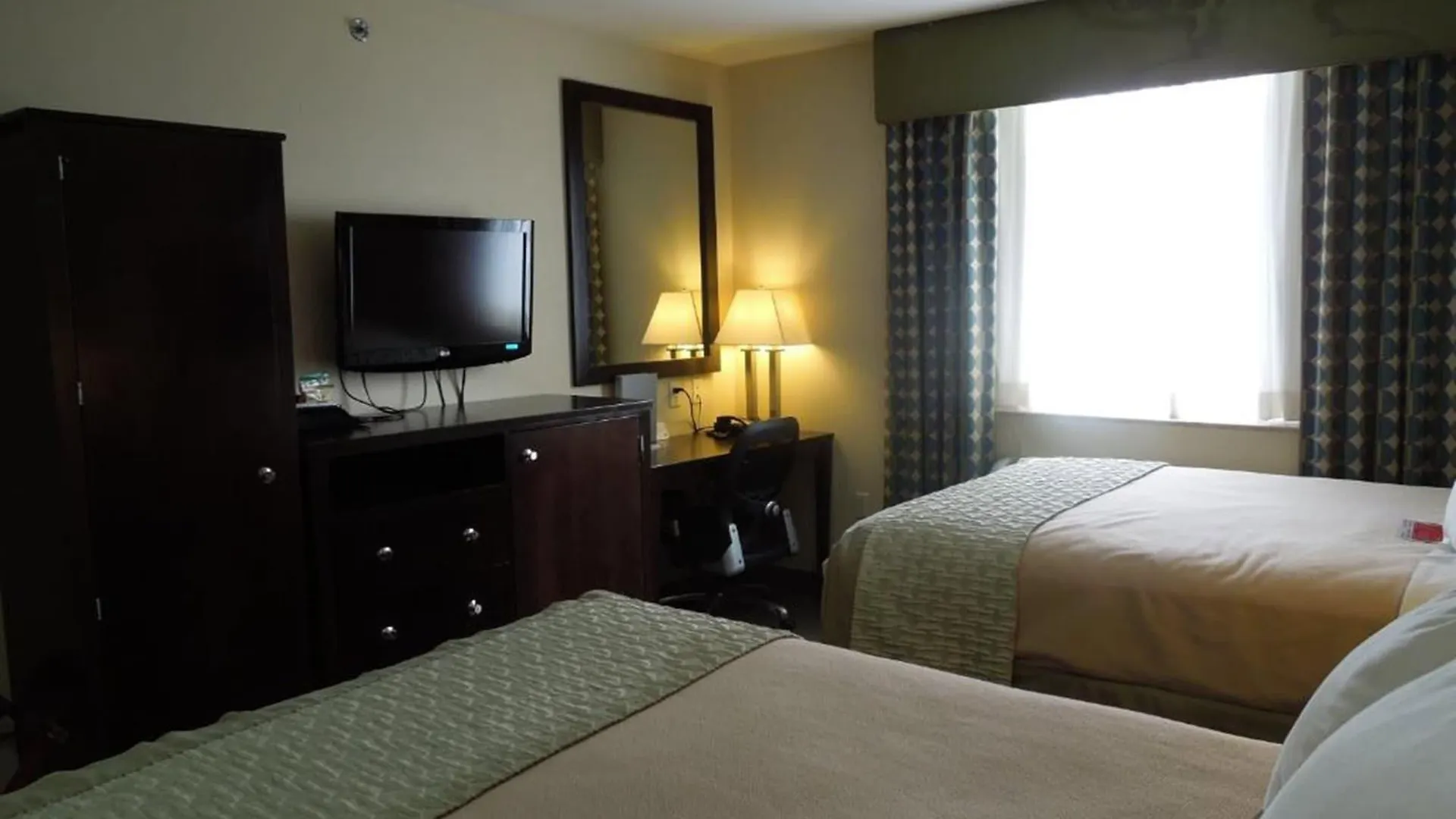 **  Royal Stay Hotel New York United States